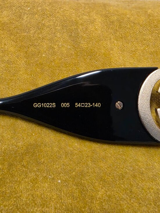 Gucci Square Frame Sunglasses GG1022S main image 5